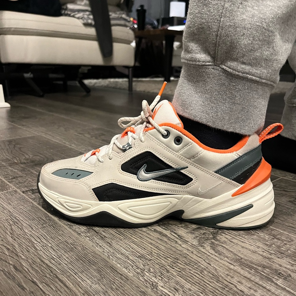 Men’s Nike Air Monarch IV – Beige/Black/Orange – Size 10 1/2